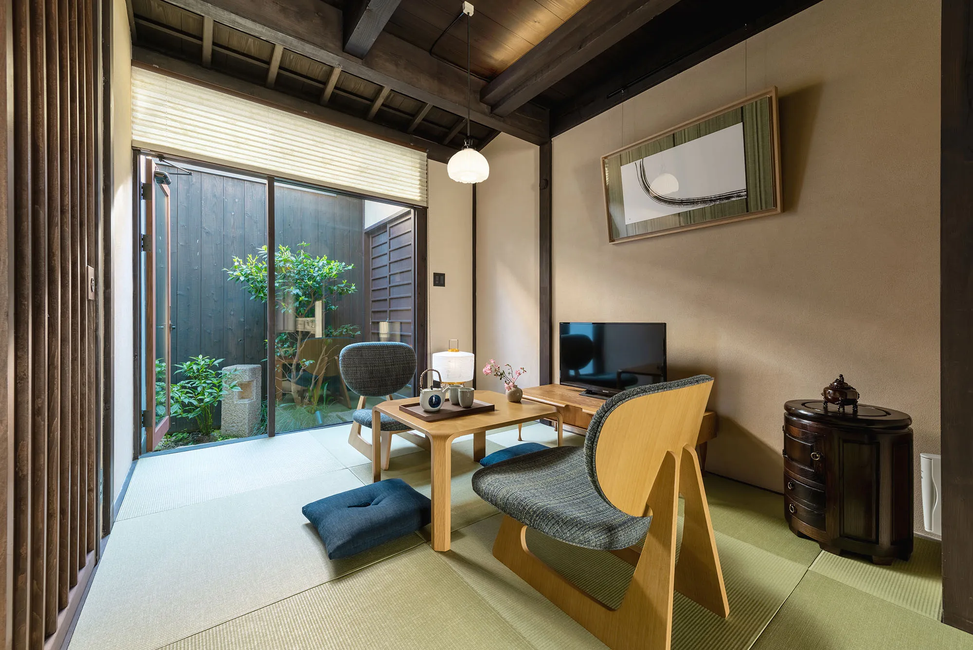 ’Yorozuha’ — interior view 1