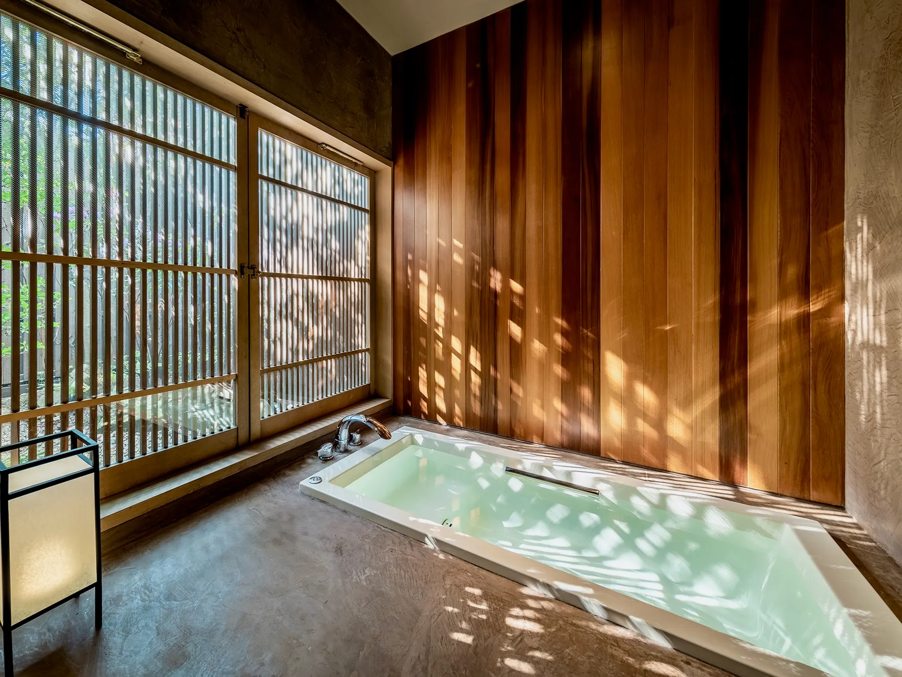 'Kurochiku' Bamboo Ceiling- Townhouse Features