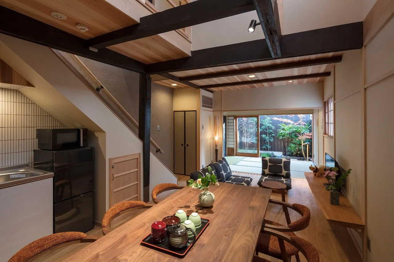 ’Shimabara Kaiden’ — Kyoto townhouse holiday home