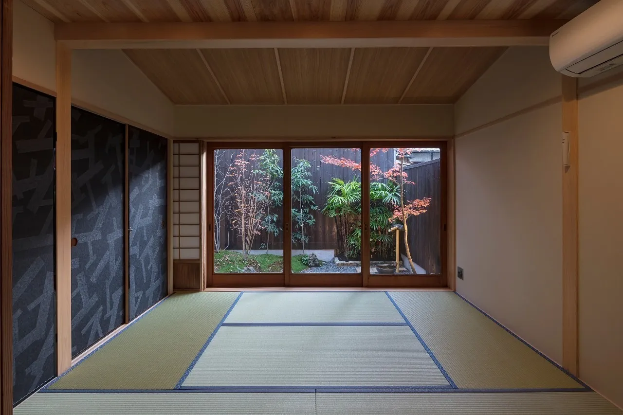 ’Shimabara Kaiden’ — interior view 3