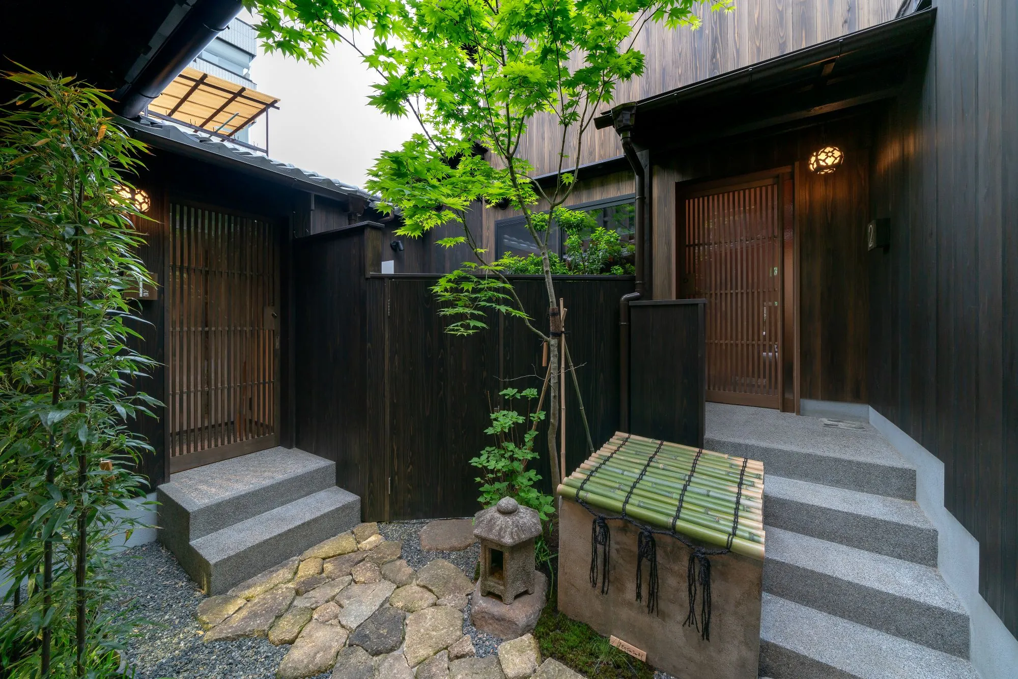 ’Hinaya Gojo Ni’ — interior view 3