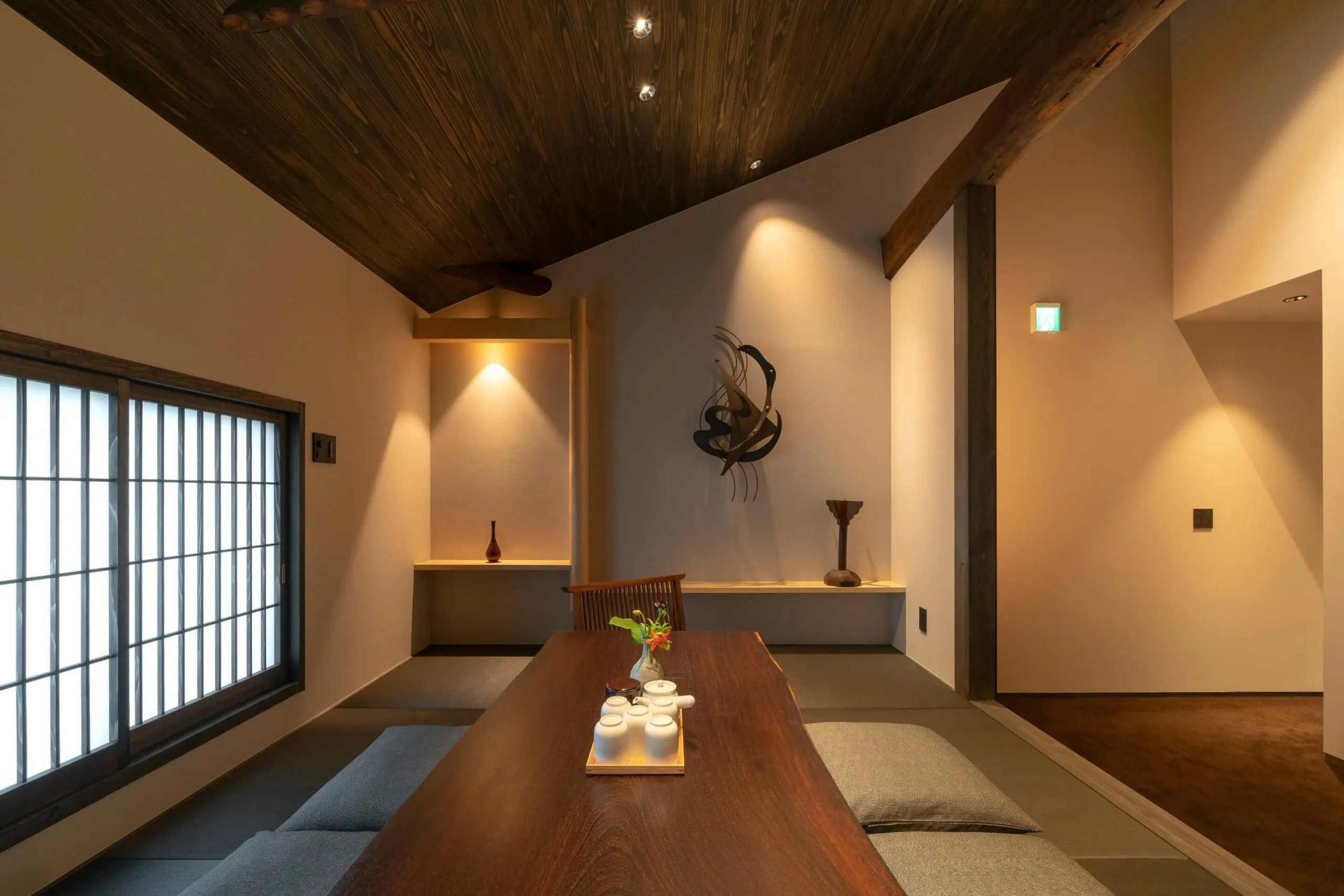 ’Hinaya Gojo Ichi’ — interior view 9