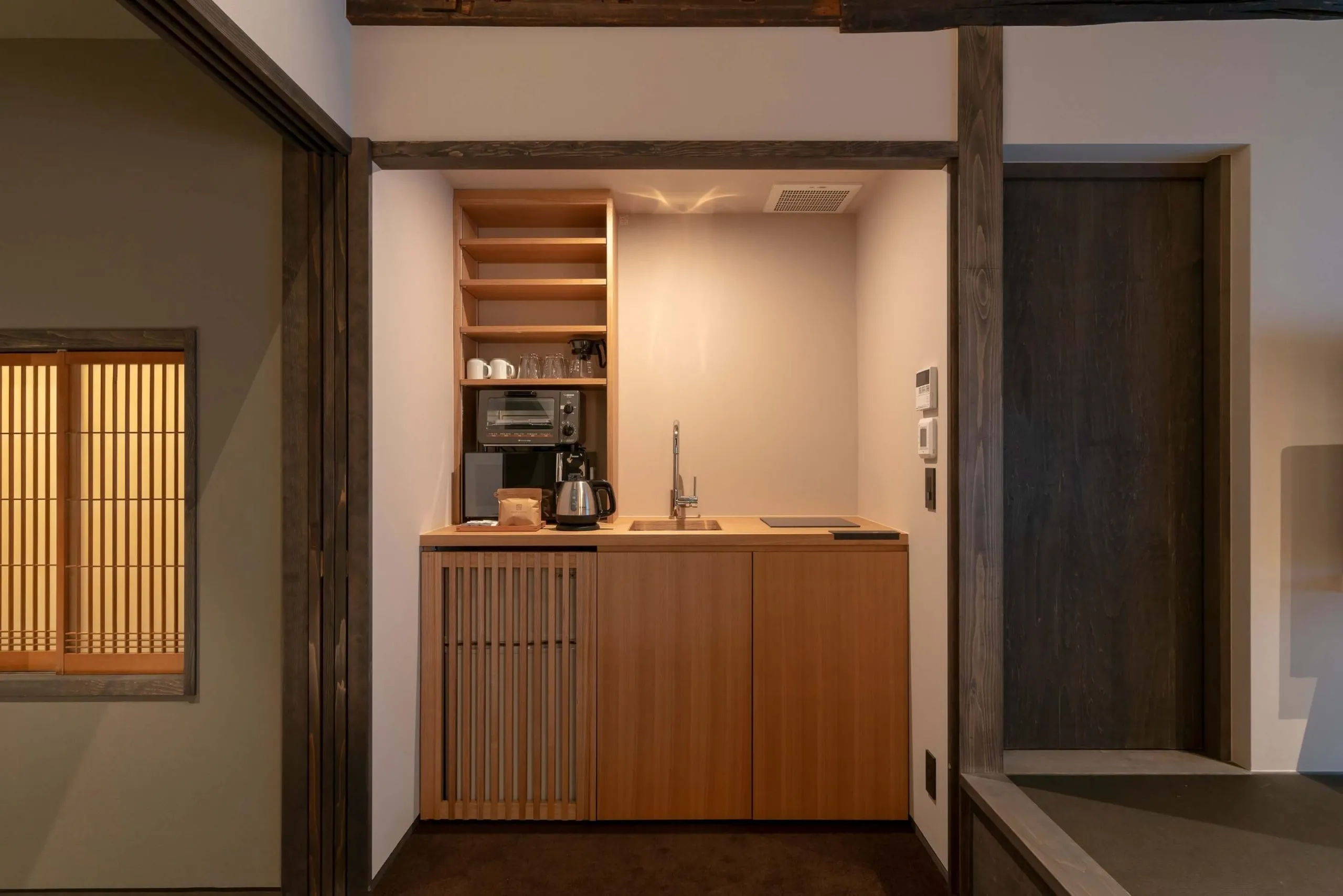 ’Hinaya Gojo Ichi’ — interior view 4
