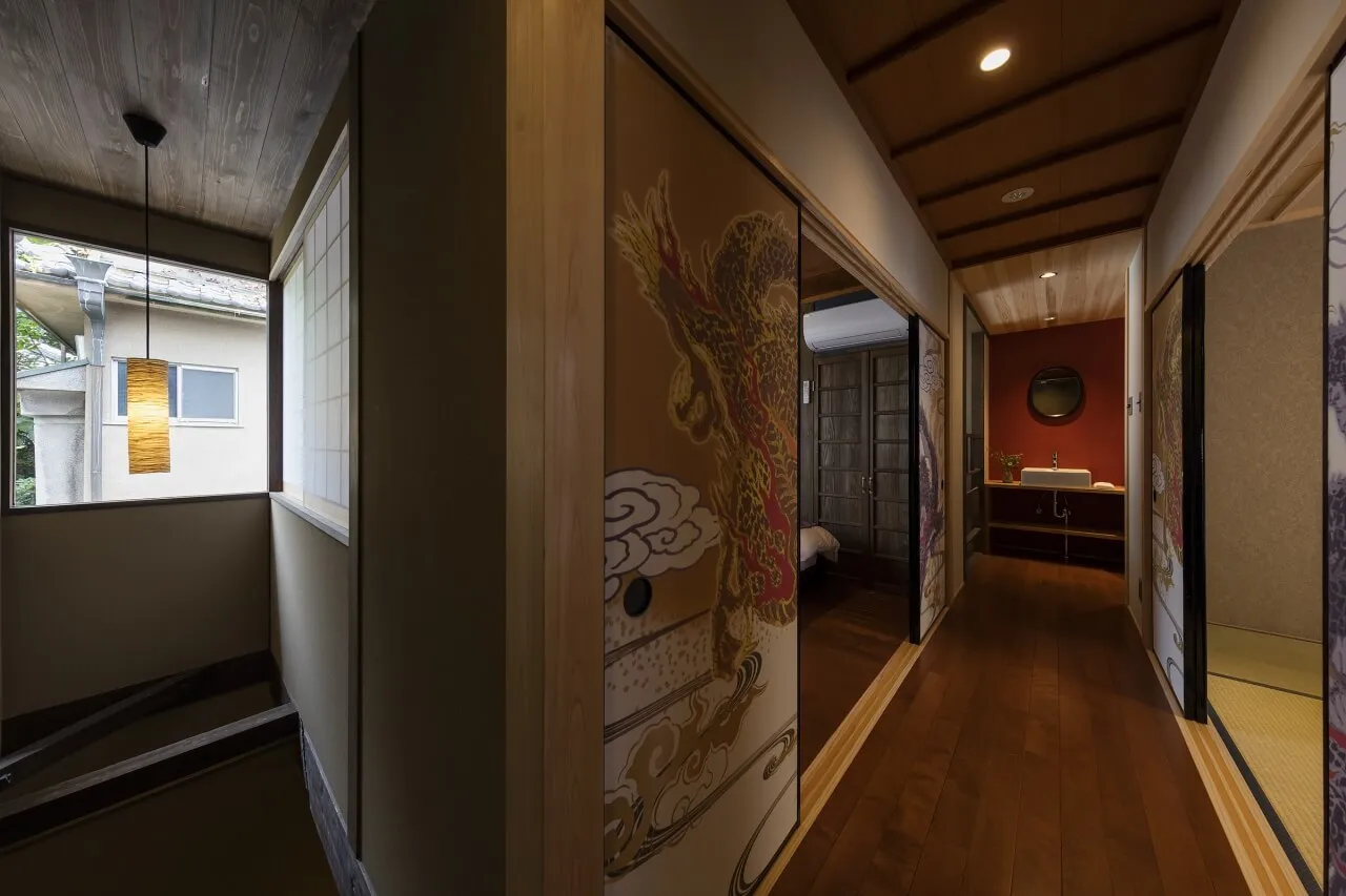 ’Gion-Minami Banka’ — interior view 12