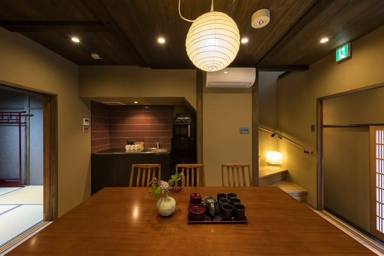’Gion-Minami Banka’ — interior view 6