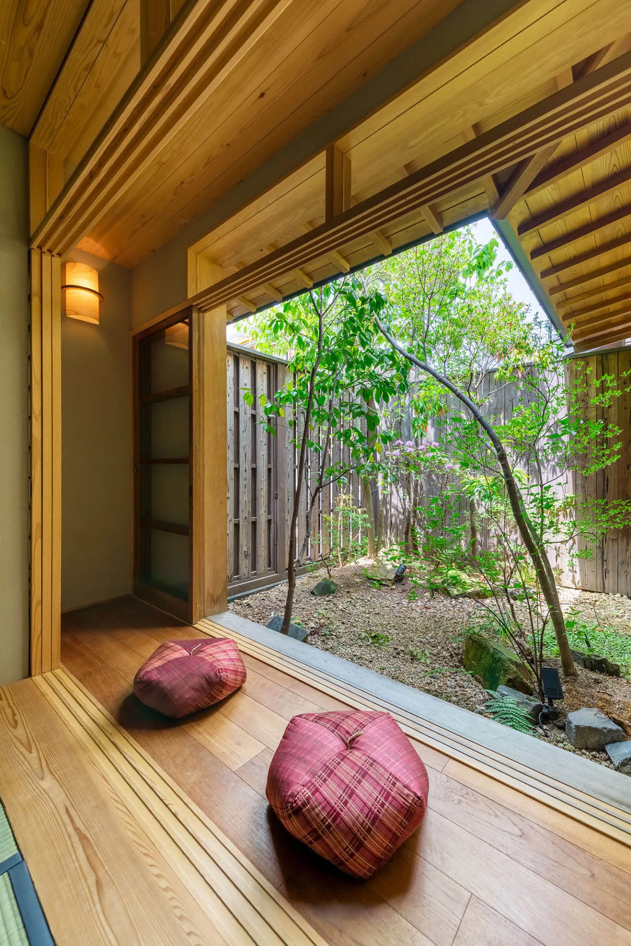 ’Choya Chawanzaka’ — interior view 3
