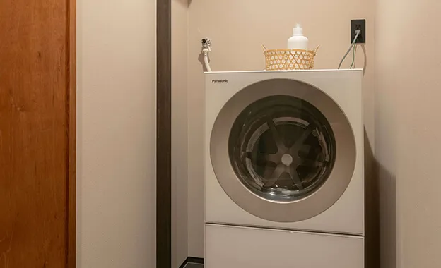 Facilities & Amenities — Fully-Equipped Kitchens Every townhouse