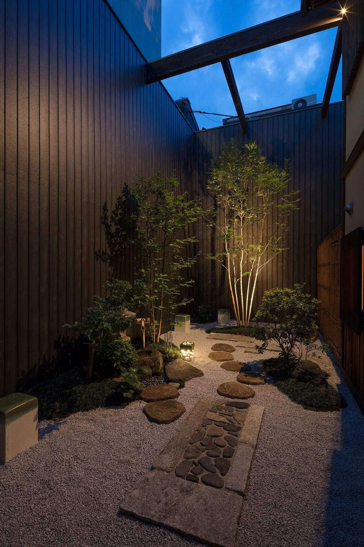 ’Garaku-an’ — interior view 9
