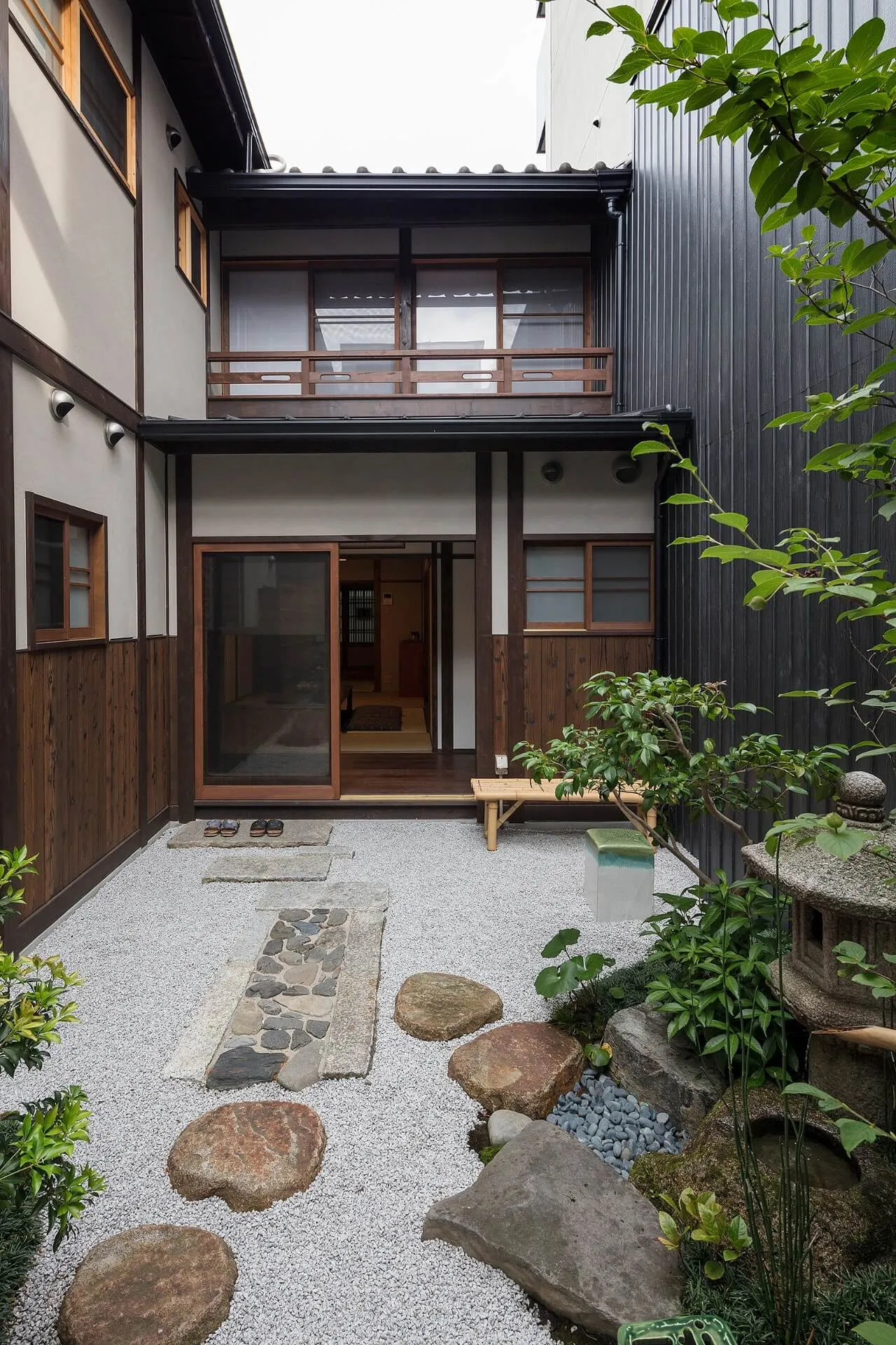 ’Garaku-an’ — interior view 3