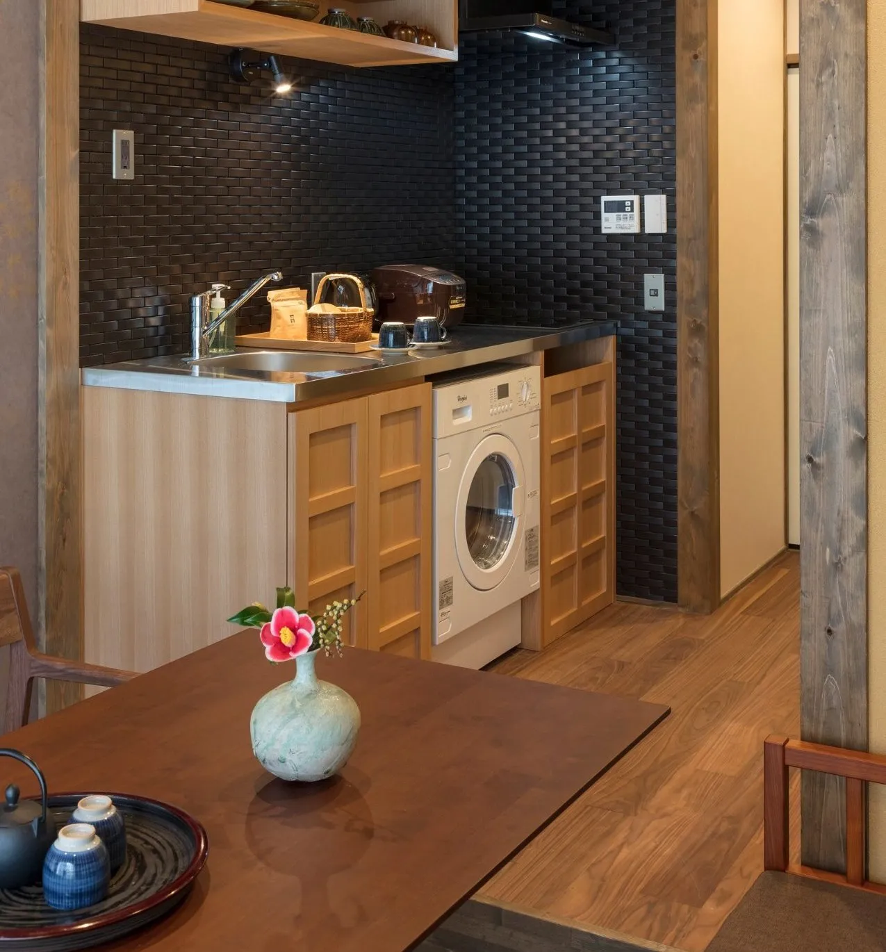 ’Hanagoromo’ — interior view 3