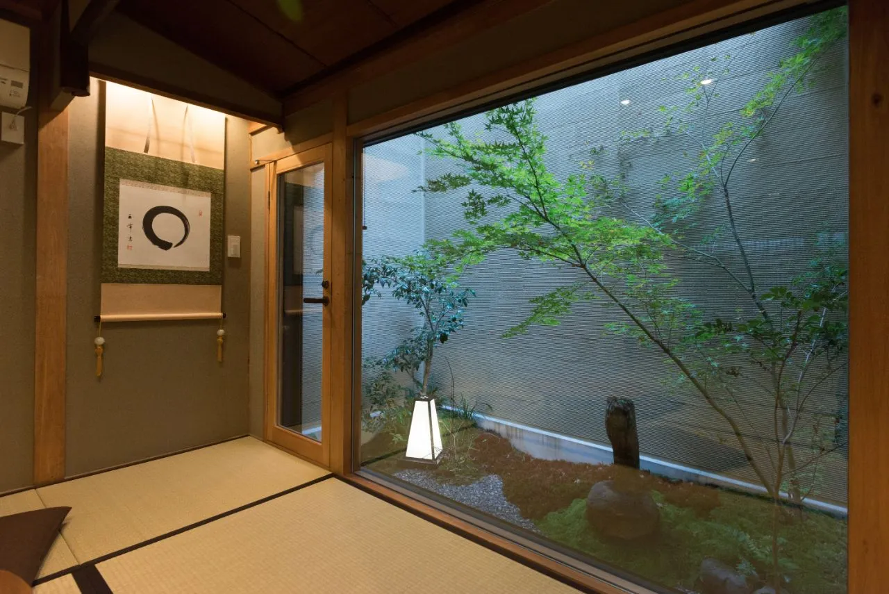 ’Kakishibu-an’ — Kyoto townhouse holiday home