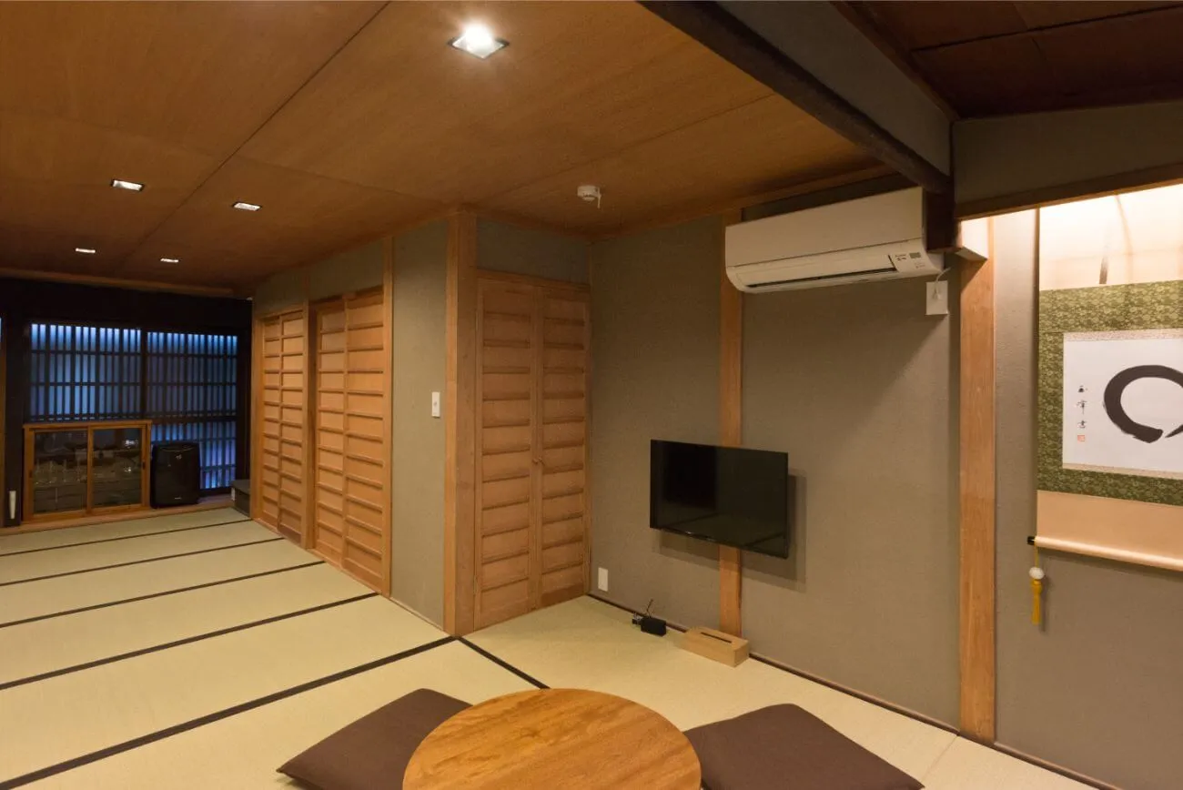 ’Kakishibu-an’ — interior view 10