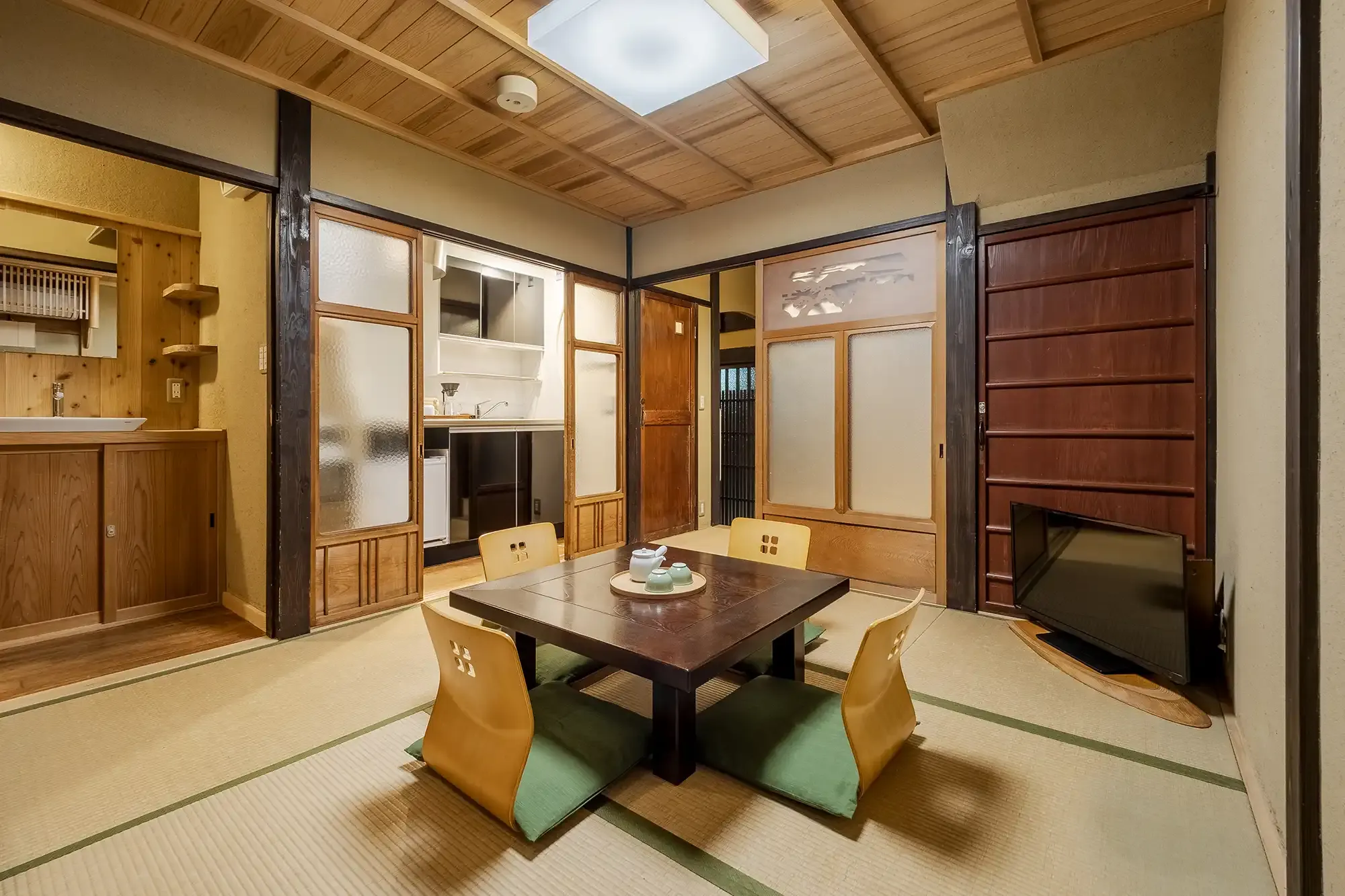’Nadeshiko Shirakawa’ — interior view 6