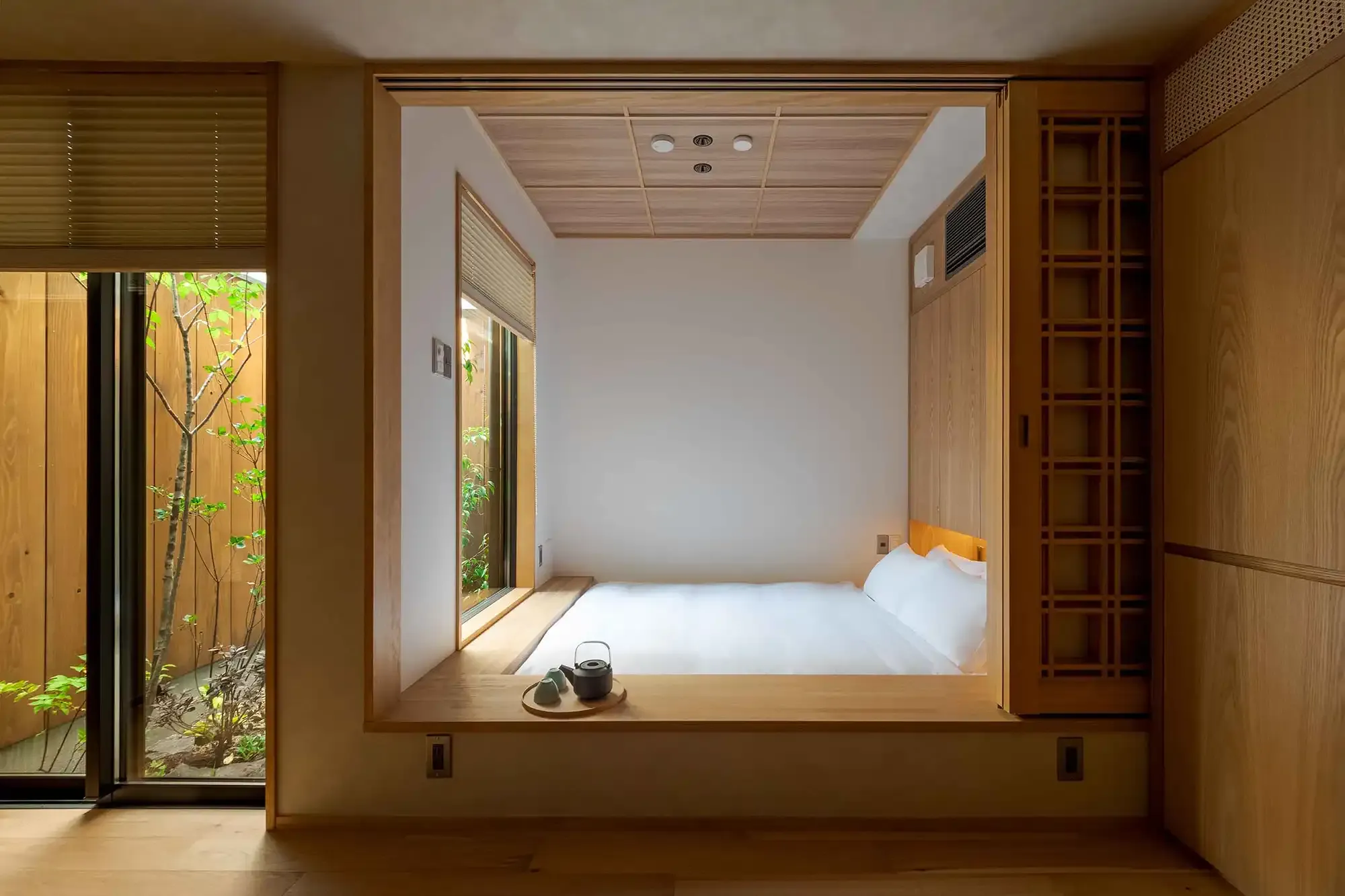 ’Yotsuki’ — interior view 11