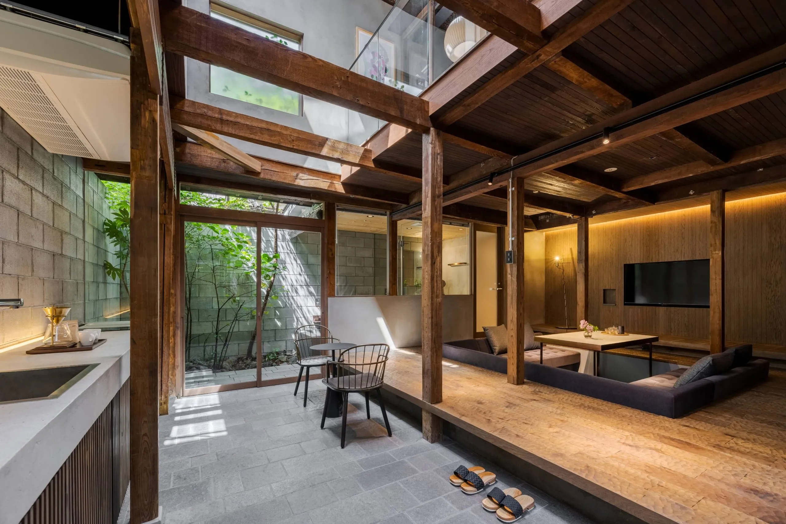 ’Yuzunoe’ — Kyoto townhouse holiday home